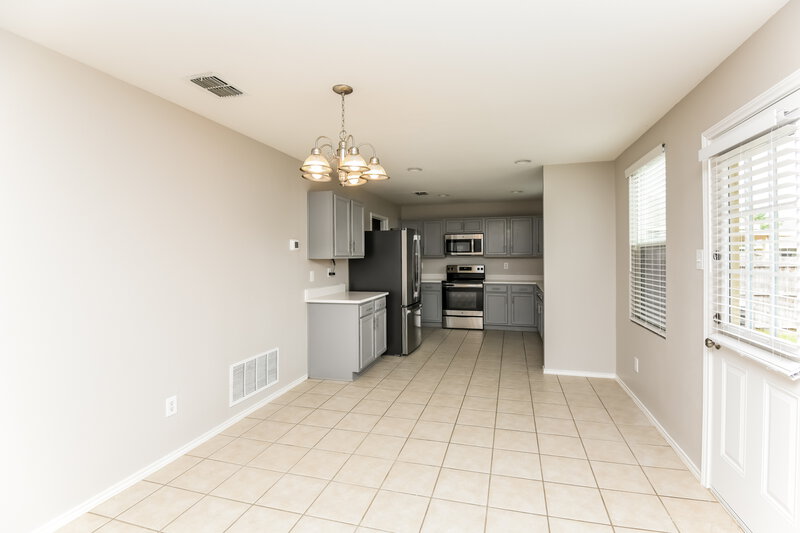 2,620/Mo, 221 Weber River Trl Fort Worth, TX 76140 Dining Room View