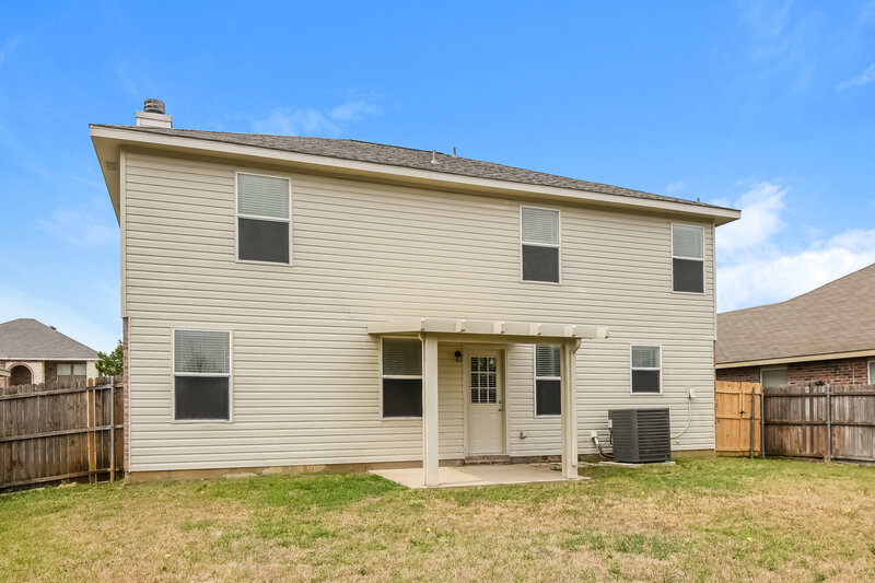 2,620/Mo, 221 Weber River Trl Fort Worth, TX 76140 Rear View