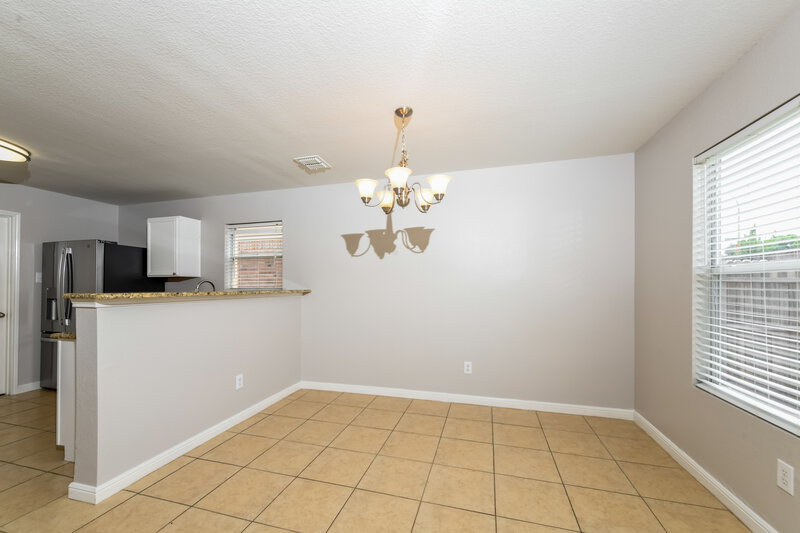 2,250/Mo, 5908 Parkview Hills Ln Fort Worth, TX 76179 Dining Room View