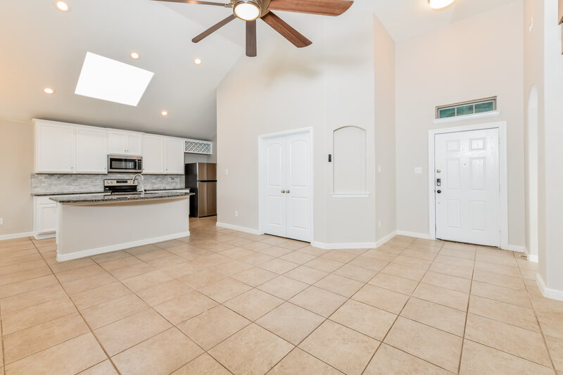 2,310/Mo, 545 Foxcraft Dr Fort Worth, TX 76131 Living Room View 2