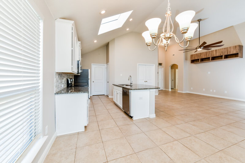 2,310/Mo, 545 Foxcraft Dr Fort Worth, TX 76131 Dining Room View