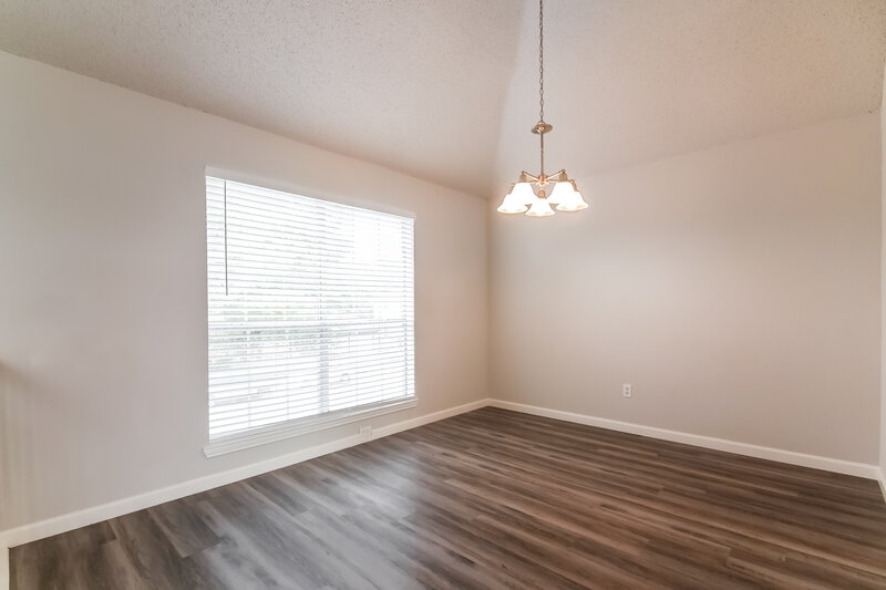 4,410/Mo, 1113 Brewer Dr Cedar Hill, TX 75104 Dining Room View