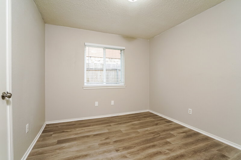 1,895/Mo, 2916 Independence Dr Mesquite, TX 75150 Bedroom View 3