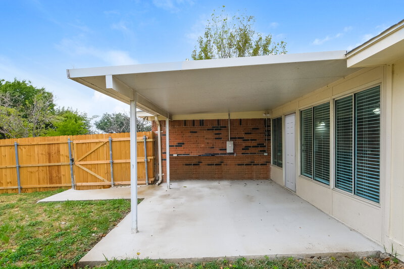 1,895/Mo, 2916 Independence Dr Mesquite, TX 75150 Rear View 2