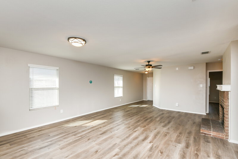 2,085/Mo, 1433 Lauren Dr Burleson, TX 76028 Misc View 2