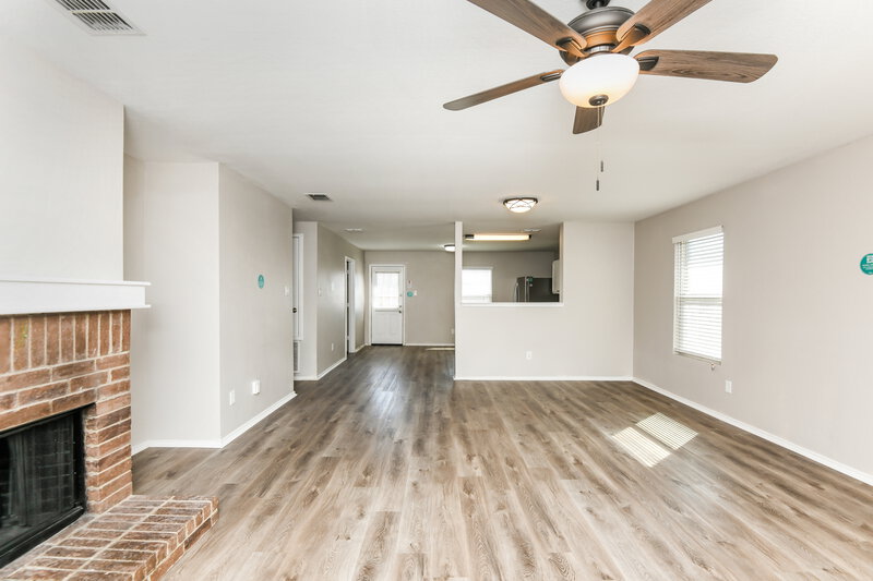 2,085/Mo, 1433 Lauren Dr Burleson, TX 76028 Misc View 3