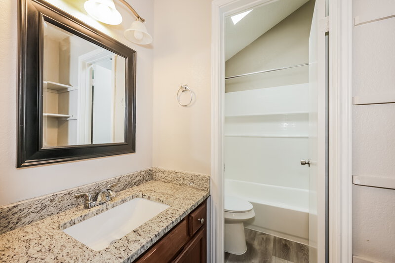2,050/Mo, 208 Rodeo Dr Keller, TX 76248 Bathroom View