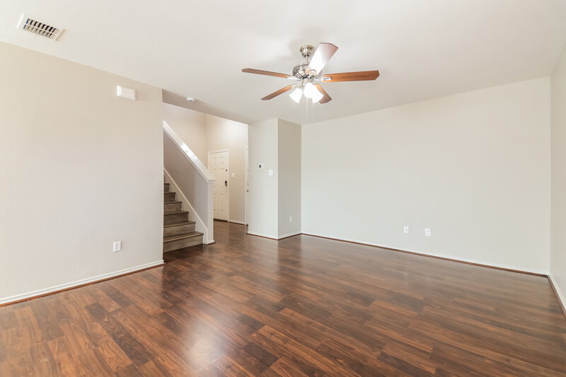 1,955/Mo, 635 Fleming St Wylie, TX 75098 Living Room View 3