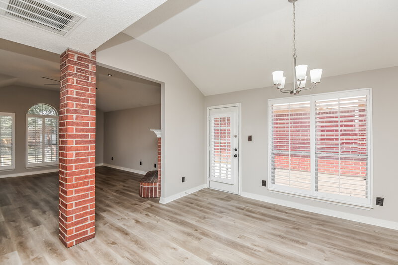 2,335/Mo, 7007 Rovato Dr Arlington, TX 76001 Breakfast Nook View