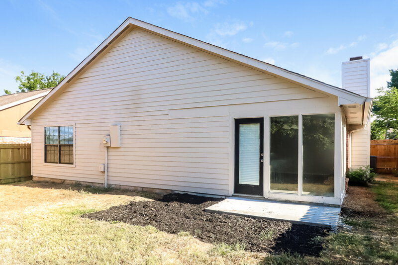 2,195/Mo, 2414 Busch Dr Arlington, TX 76014 Rear View