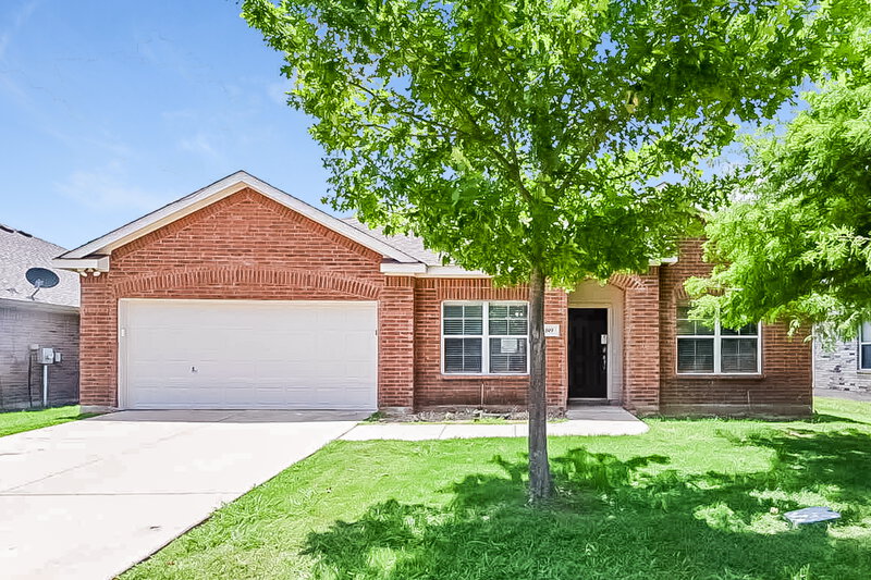 2,370/Mo, 109 Clark Dr Ferris, TX 75125 External View