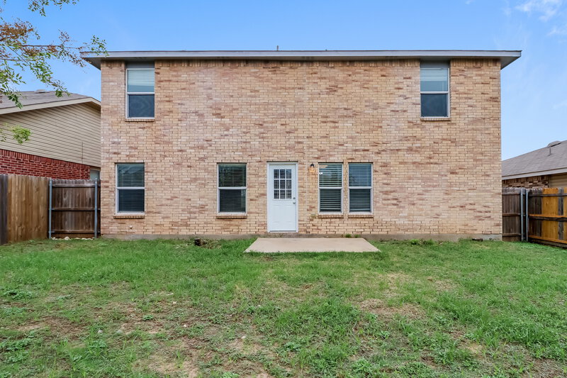 2,235/Mo, 937 Stone Chapel Way Fort Worth, TX 76179 Rear View