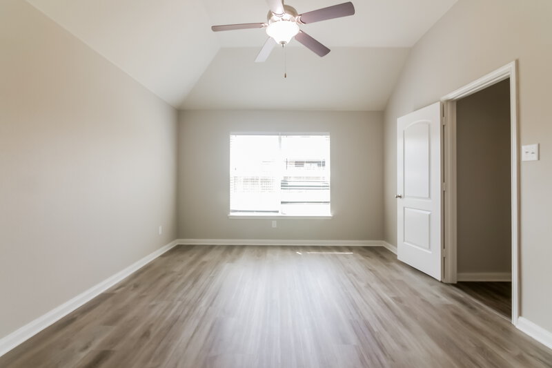 2,345/Mo, 1432 Conley Ln 306 Crowley, TX 76036 Main Bedroom View 2