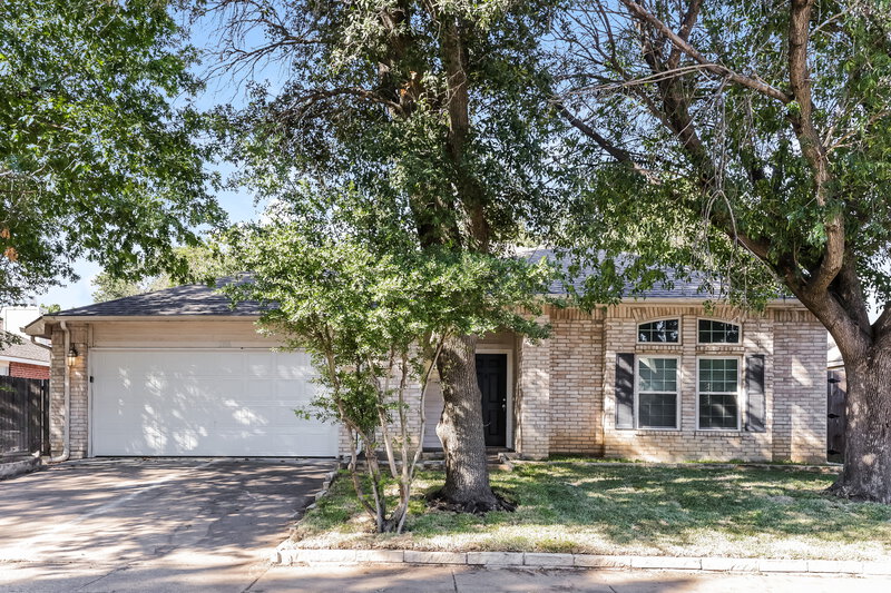 2,400/Mo, 2908 Forest Creek Dr Fort Worth, TX 76123 External View