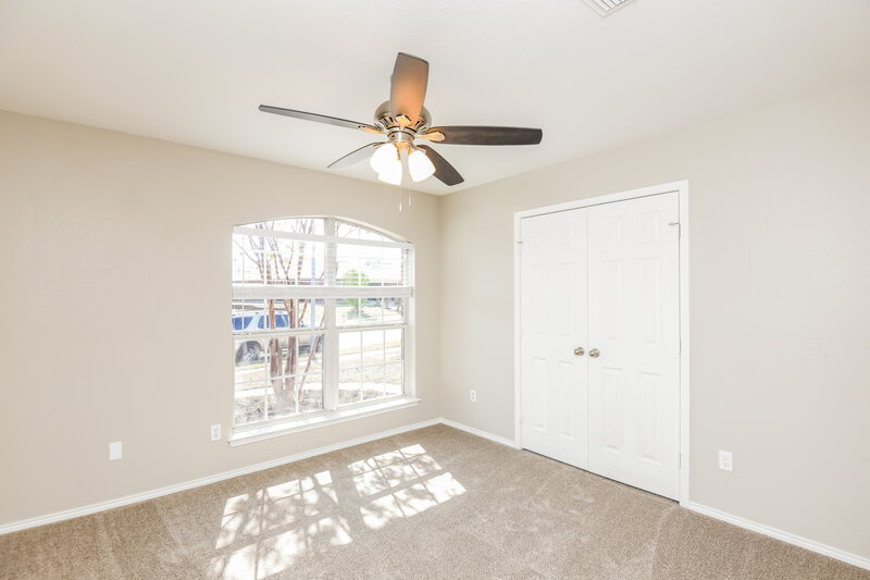 2,100/Mo, 413 Heritage Dr Crowley, TX 76036 Bedroom View 2