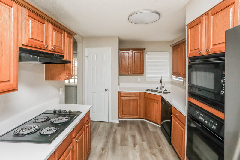 2,160/Mo, 1809 Clayton Dr Mansfield, TX 76063 Kitchen View 2