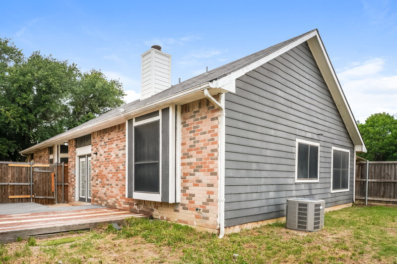 2,455/Mo, 1307 Jasmine Dr Lewisville, TX 75077 Rear View