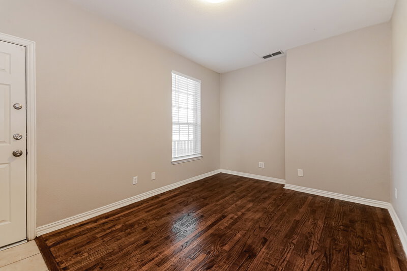 1,820/Mo, 116 Stanford Forney, TX 75126 Bedroom View 2