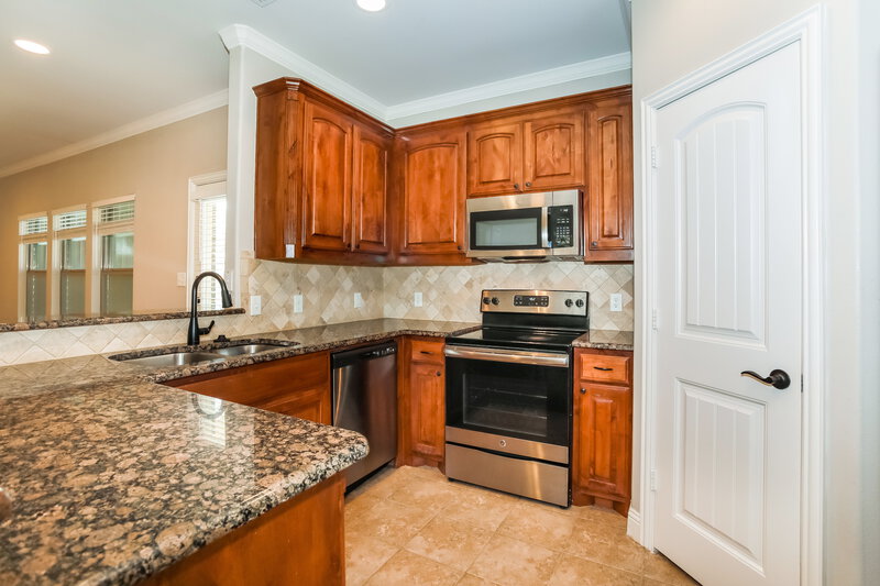 2,115/Mo, 4002 Oakwood Cir Aubrey, TX 76227 Kitchen View