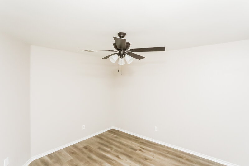 2,370/Mo, 215 Streamside Dr Desoto, TX 75115 Bedroom View