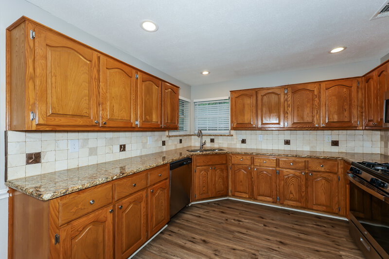 1,760/Mo, 105 Princeton Cir Forney, TX 75126 Kitchen View 2