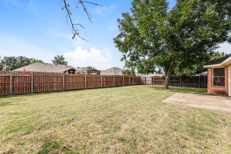 1,760/Mo, 105 Princeton Cir Forney, TX 75126 Backyard View