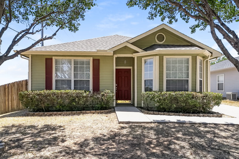 2,205/Mo, 3020 Penniman Rd Denton, TX 76209 External View