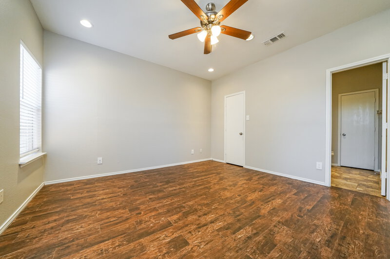 2,205/Mo, 3020 Penniman Rd Denton, TX 76209 Main Bedroom View 2