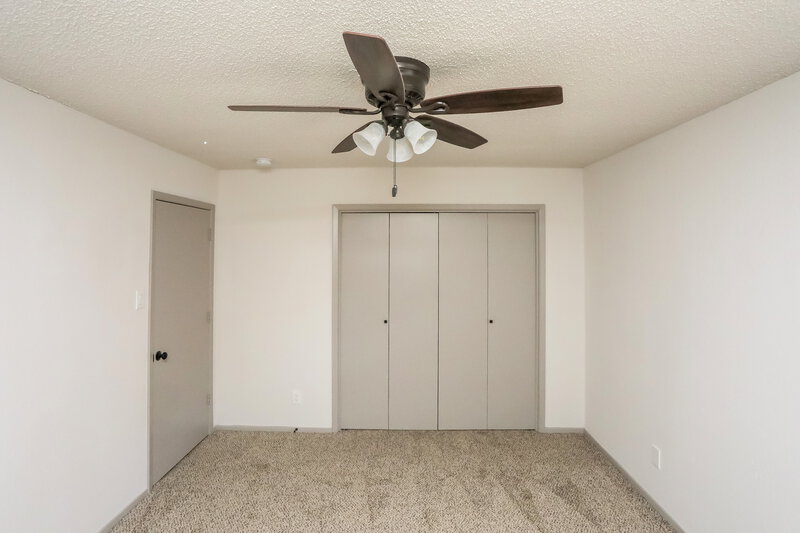 2,605/Mo, 2104 Winter Sunday Way Arlington, TX 76012 Bedroom View 2