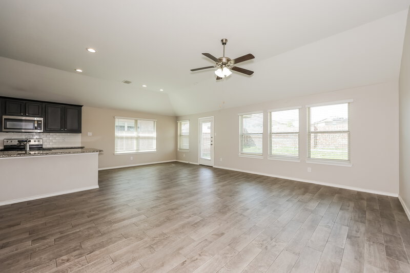 2,100/Mo, 11804 Castleford Way Crowley, TX 76036 Living Room View