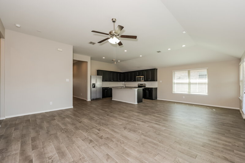 2,100/Mo, 11804 Castleford Way Crowley, TX 76036 Living Room View 2