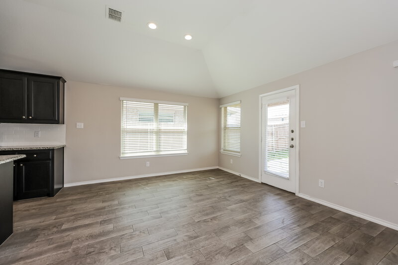 2,100/Mo, 11804 Castleford Way Crowley, TX 76036 Dining Room View