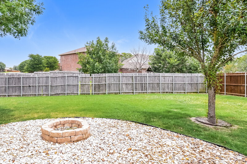 2,005/Mo, 1401 Buckingham Dr Forney, TX 75126 Rear View 2