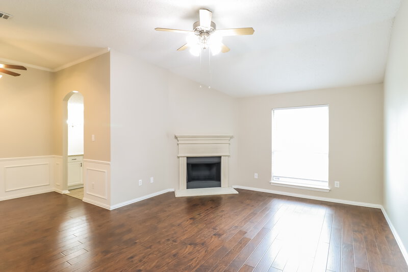 2,600/Mo, 1807 Saint Nevis Dr Mansfield, TX 76063 Living Room View