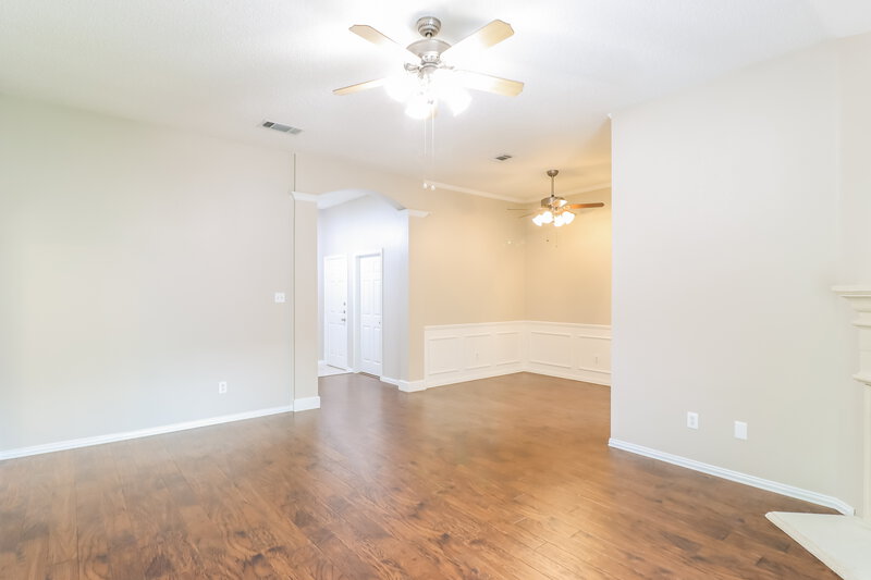 2,600/Mo, 1807 Saint Nevis Dr Mansfield, TX 76063 Living Room View 2