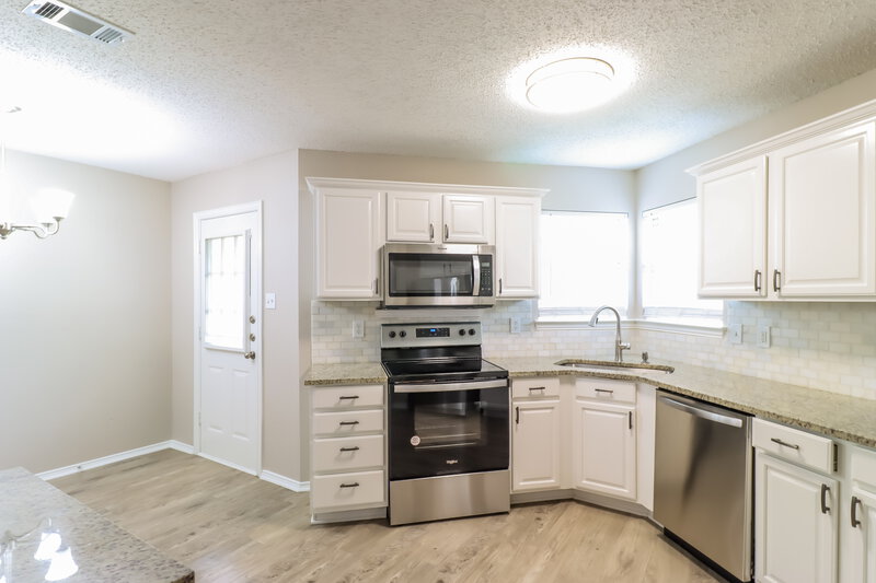 2,600/Mo, 1807 Saint Nevis Dr Mansfield, TX 76063 Kitchen View