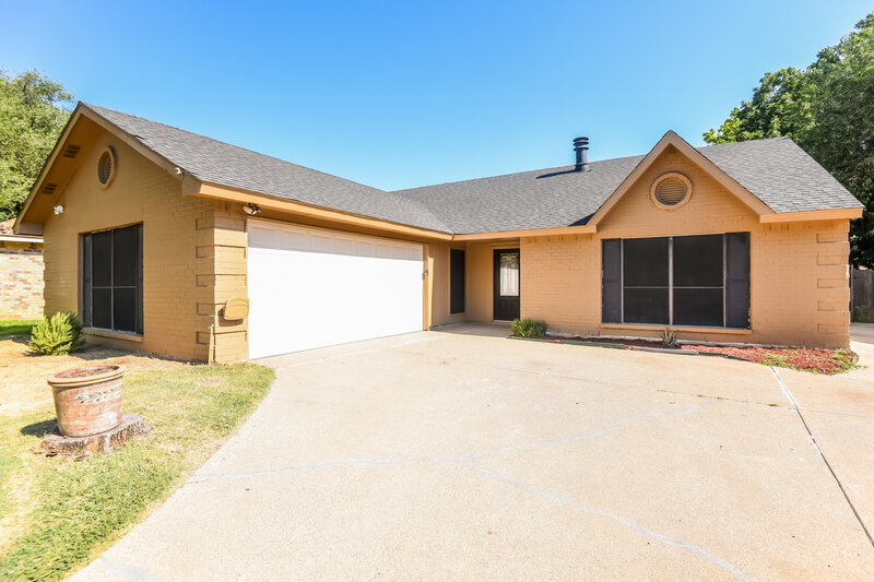 2,305/Mo, 6707 Greenspring Dr Arlington, TX 76016 External View