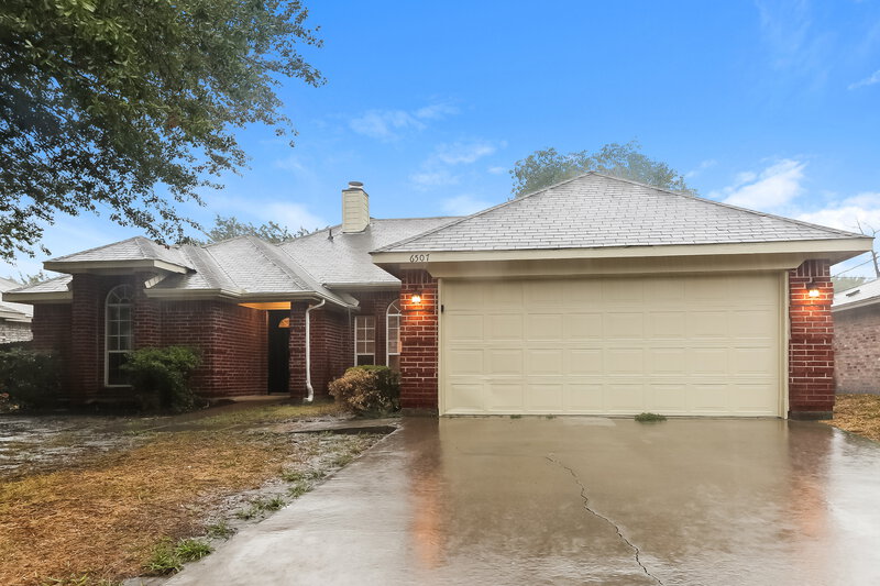 2,290/Mo, 6507 Stetter Dr Arlington, TX 76001 External View