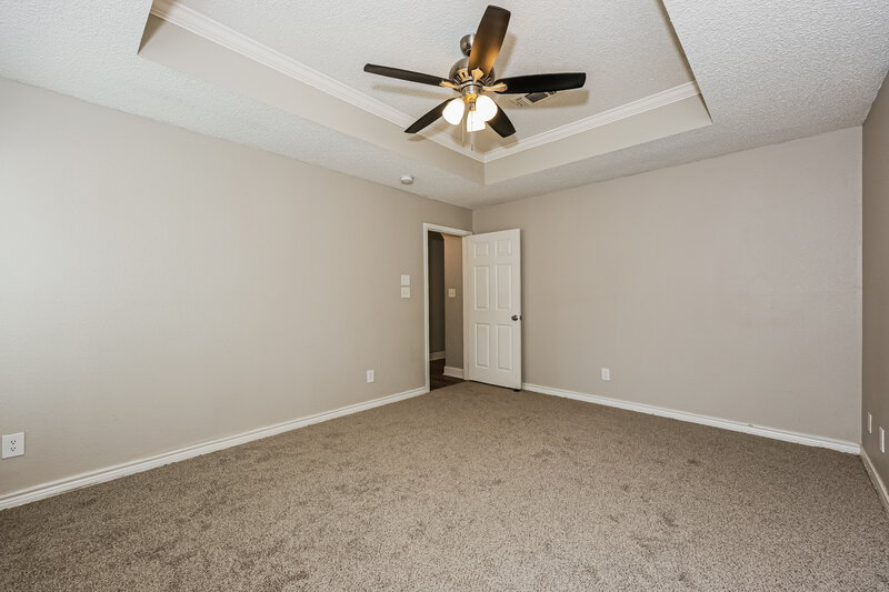 2,350/Mo, 6507 Stetter Dr Arlington, TX 76001 Main Bedroom View