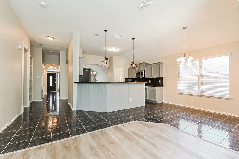 2,575/Mo, 131 Annette St Lancaster, TX 75146 Living Room View 2