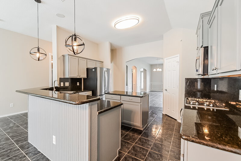 2,575/Mo, 131 Annette St Lancaster, TX 75146 Kitchen View