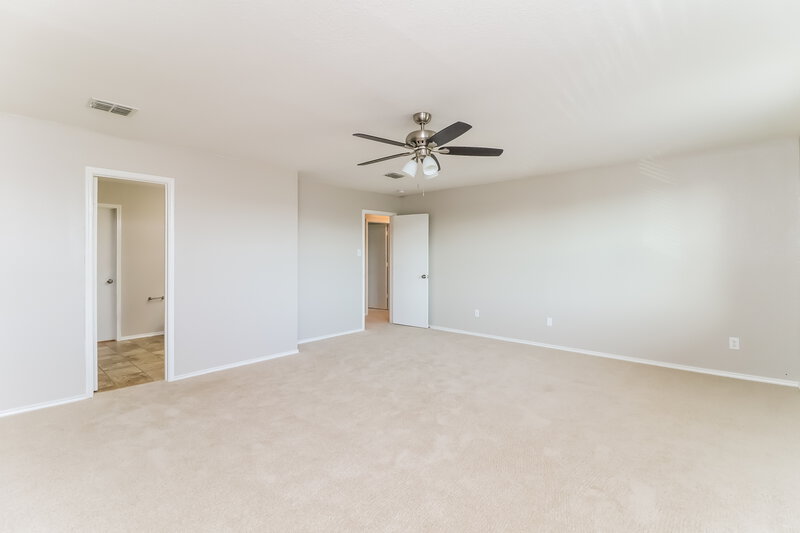 2,575/Mo, 3953 Country Ln Fort Worth, TX 76123 Main Bedroom View 2