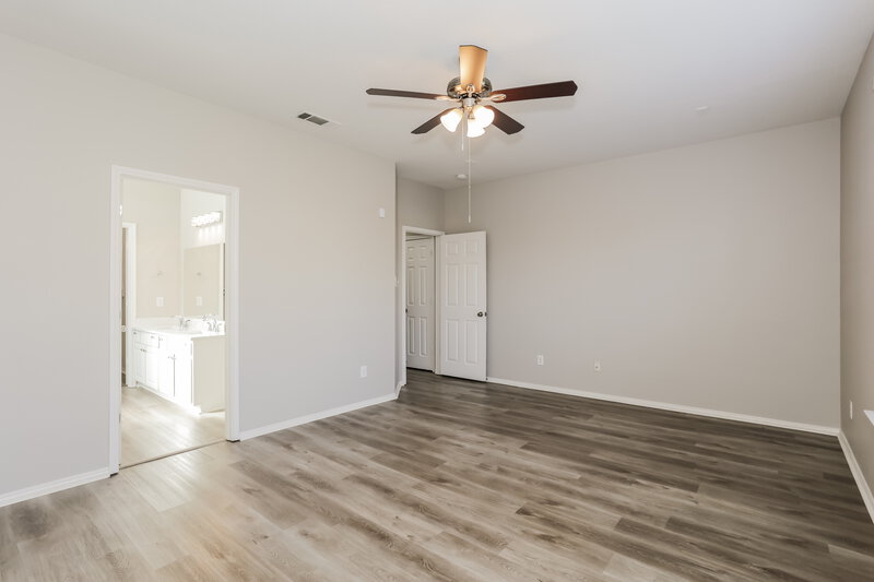 2,630/Mo, 12521 Viewpoint Ln Burleson, TX 76028 Main Bedroom View