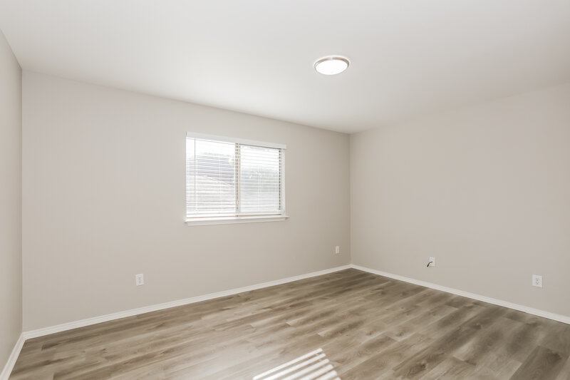 2,630/Mo, 12521 Viewpoint Ln Burleson, TX 76028 Bedroom View 3