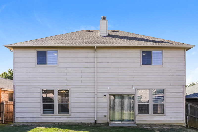 2,630/Mo, 12521 Viewpoint Ln Burleson, TX 76028 Rear View