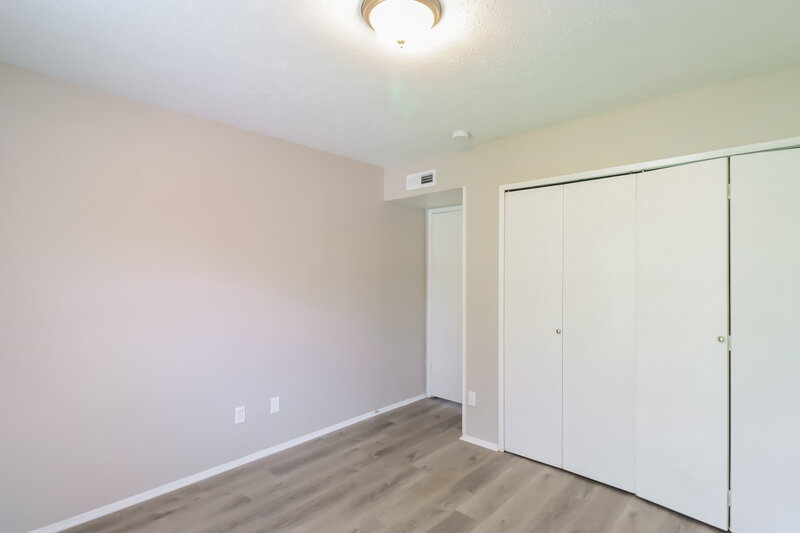 2,300/Mo, 7808 Bermejo Rd Fort Worth, TX 76112 Bedroom View 2