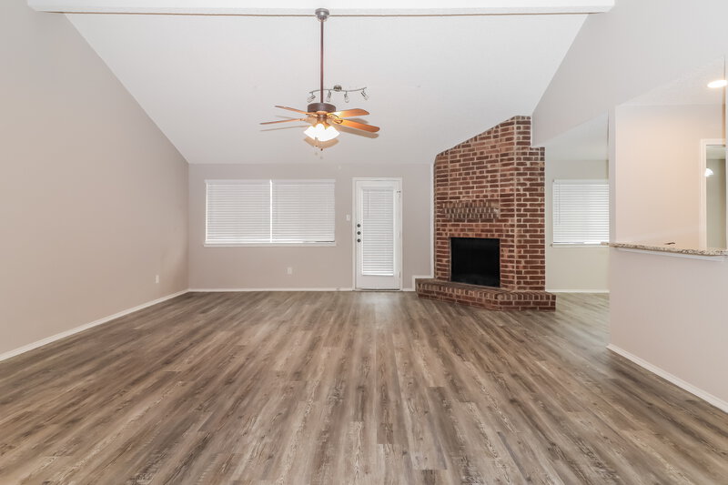 1,885/Mo, 2301 Fall Ct Fort Worth, TX 76133 Misc View