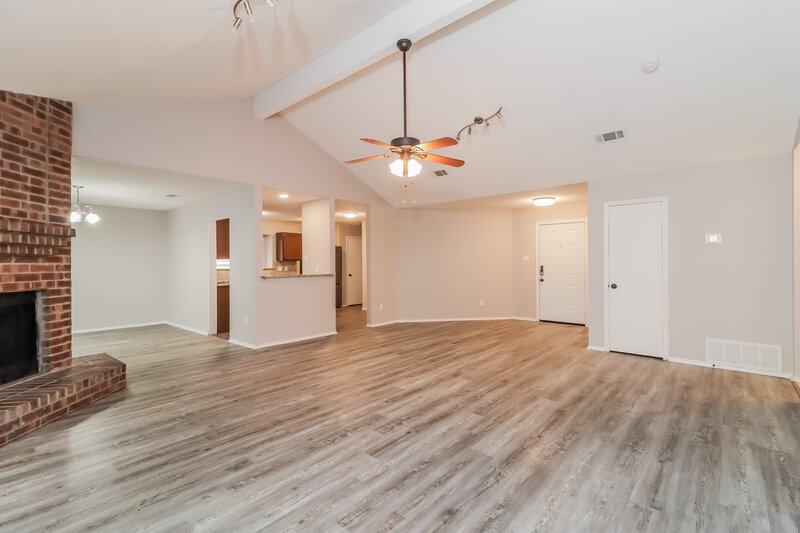 1,885/Mo, 2301 Fall Ct Fort Worth, TX 76133 Misc View 3