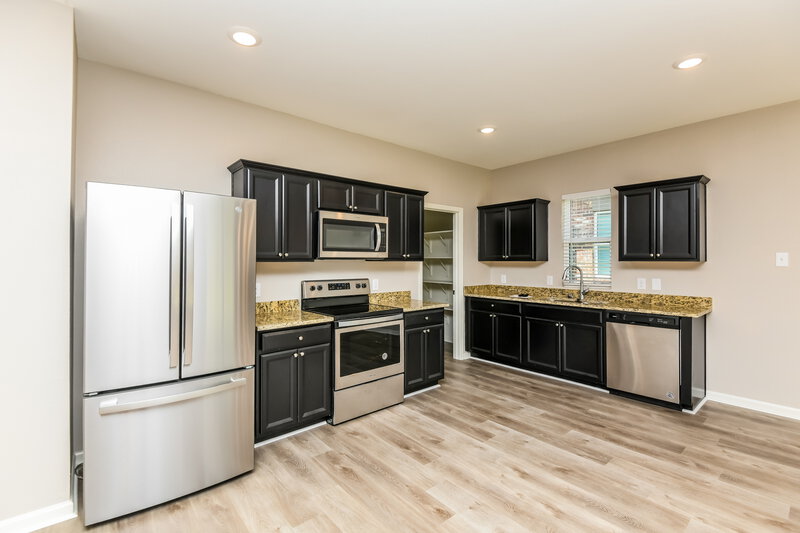 2,185/Mo, 5304 Stone Meadow Ln Fort Worth, TX 76179 Kitchen View