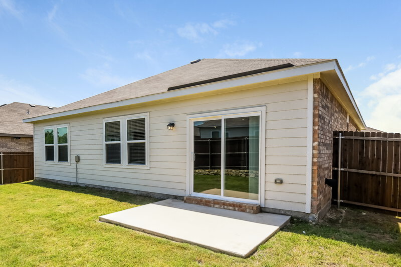 2,185/Mo, 5304 Stone Meadow Ln Fort Worth, TX 76179 Rear View